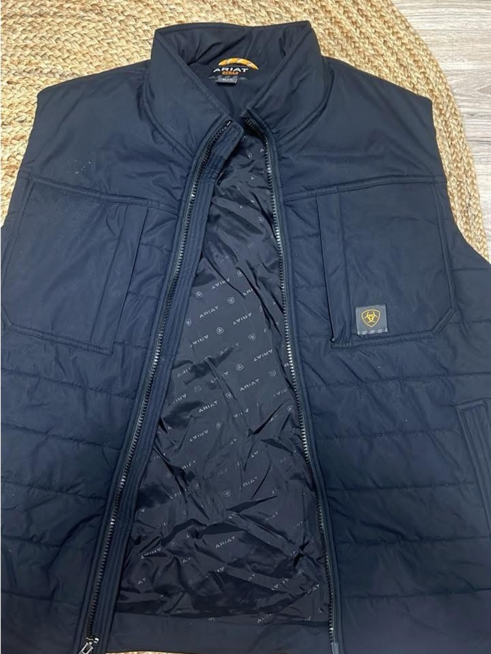 Men’s puffer vest